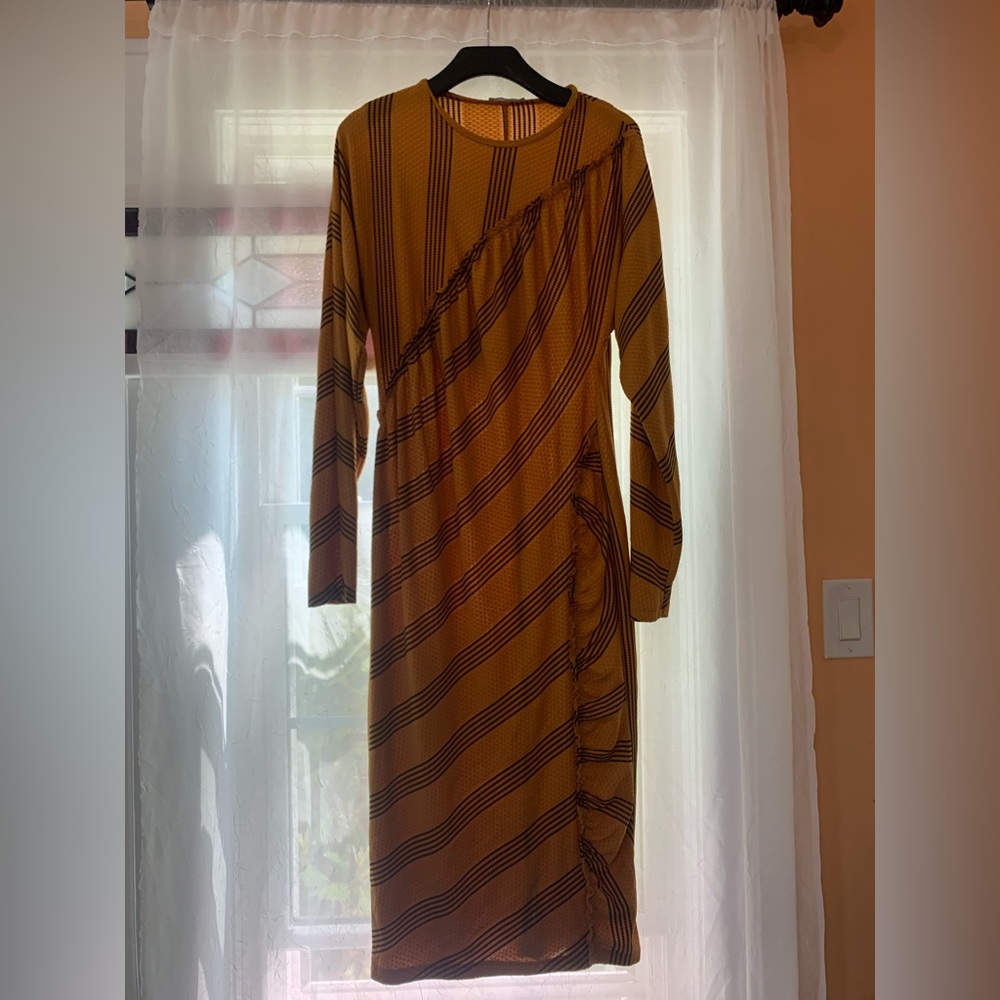 Zara dress, brand new